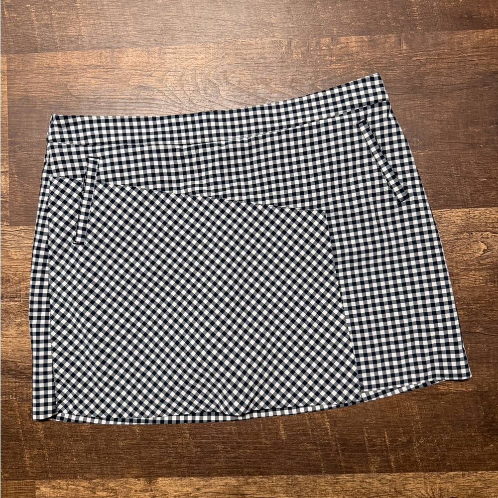 Gingham Skort in Navy and White